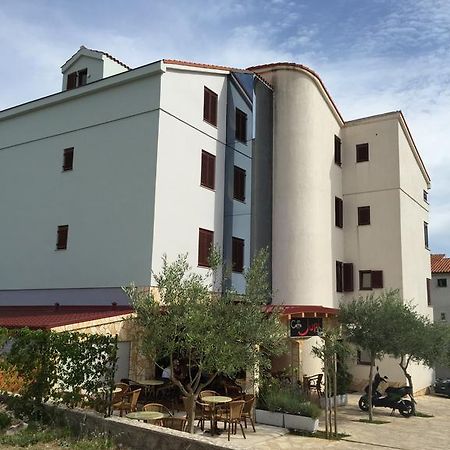 Apartments Villa Cherry Novalja Εξωτερικό φωτογραφία